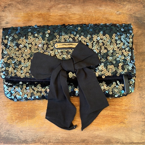 Juicy Couture Blk Velvet with Greenish Blue Iridescent Sequins & Blk Bow Clutch - Picture 3 of 16